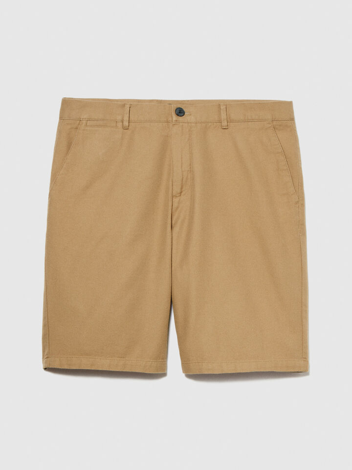 Slim comfort fit bermudas - men's shorts - Camel | Sisley image number 6